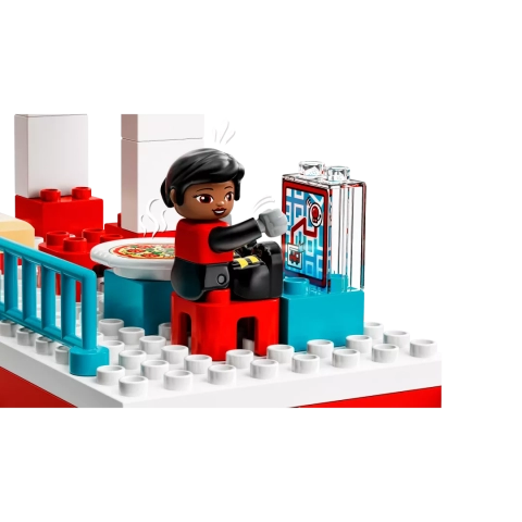 LEGO Remiza strażacka i helikopter