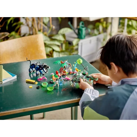 LEGO Neytiri i Thanator kontra Quaritch w kombinezonie PZM